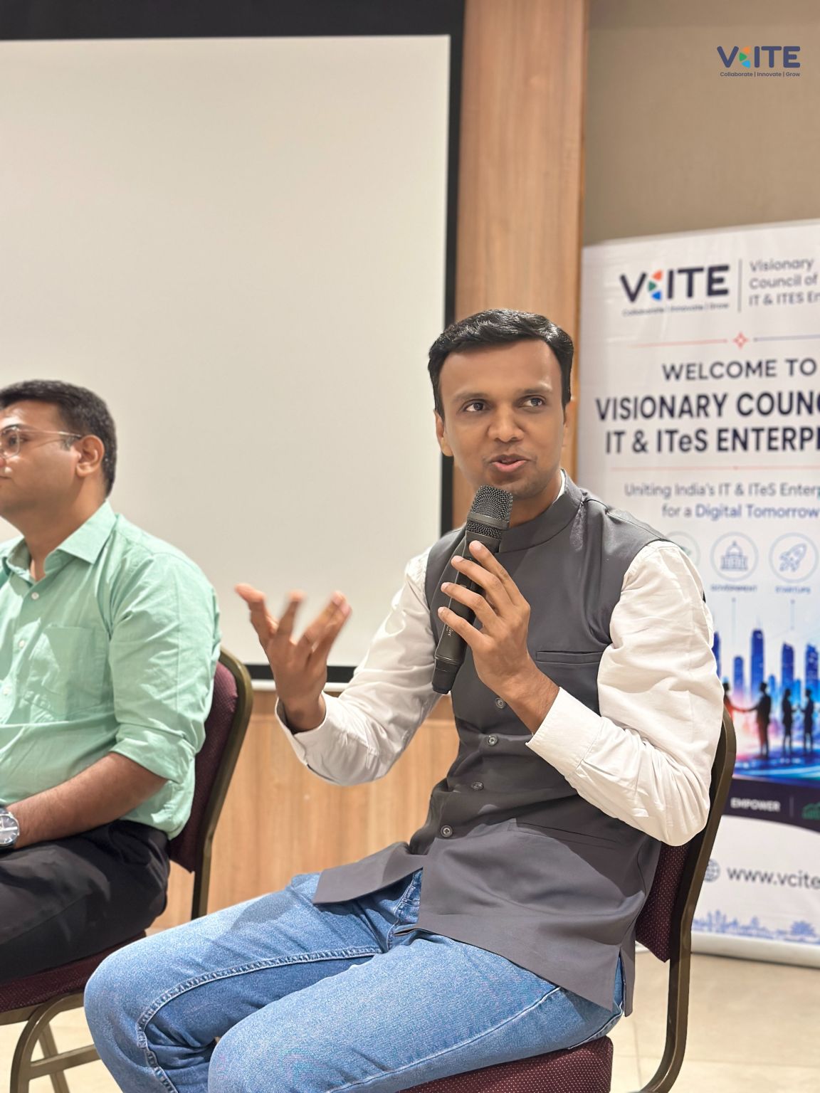 WELCOME TO VISIONARY COUN IT & ITeS ENTERPI VeITE Collaborate | Innovate | Grow CxO" ROUNDTABLE CXO ROUNDTABLE /…